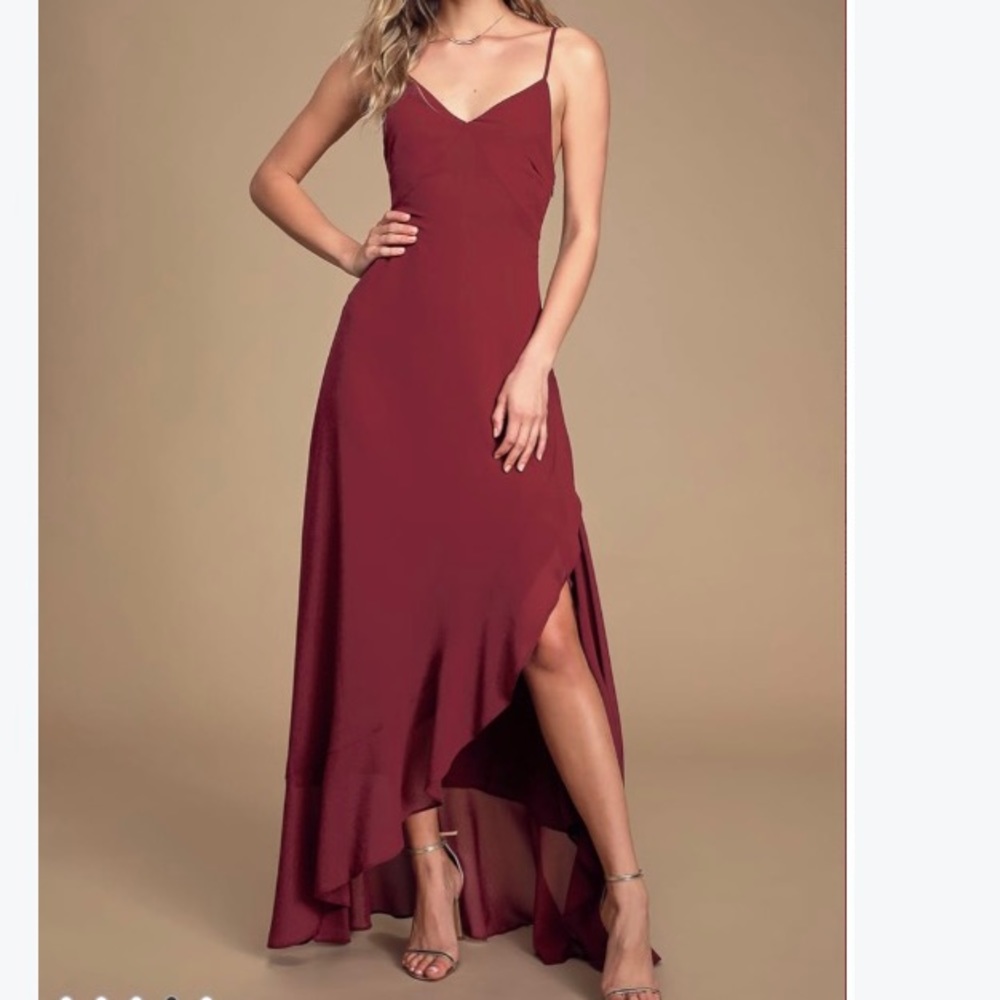 NWT Lulu’s Ada Burgundy Lace Up Maxi Dress